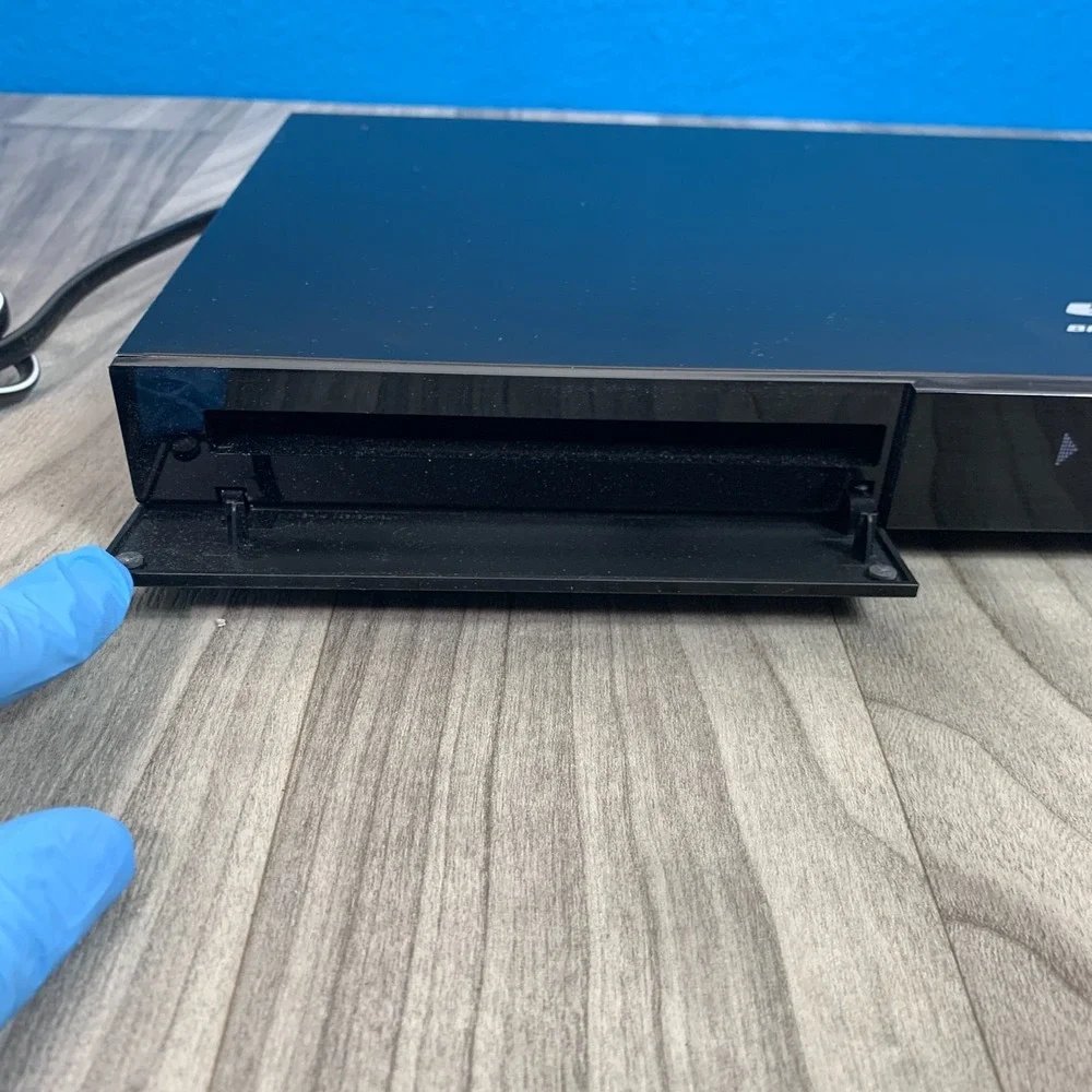 Samsung BD-C5500 Blu-Ray Player No Remote Tested Working!